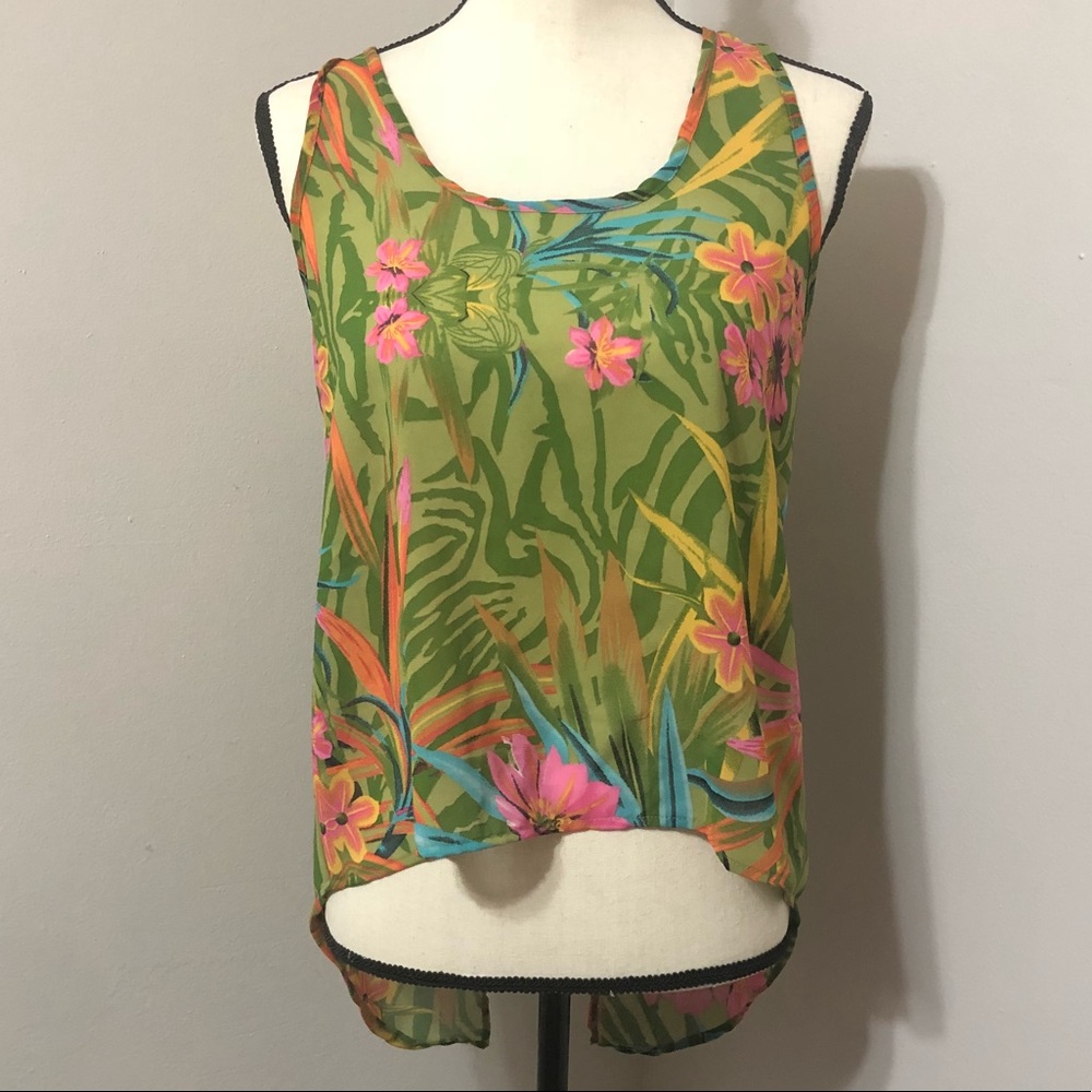 Hawaiian tank - Picture 2 of 3